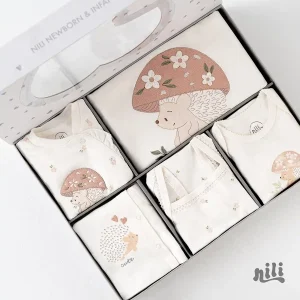 ست بیمارستانی 13 تکه نیلی nili طرح جوجه تیغی2028