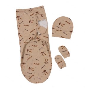 قنداق چسبی به همراه کلاه دستکش نوزادی بیبی فورلایف طرح خرگوش baby4life